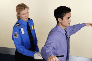 Bài viết mẫu TOEIC Writing Part 1