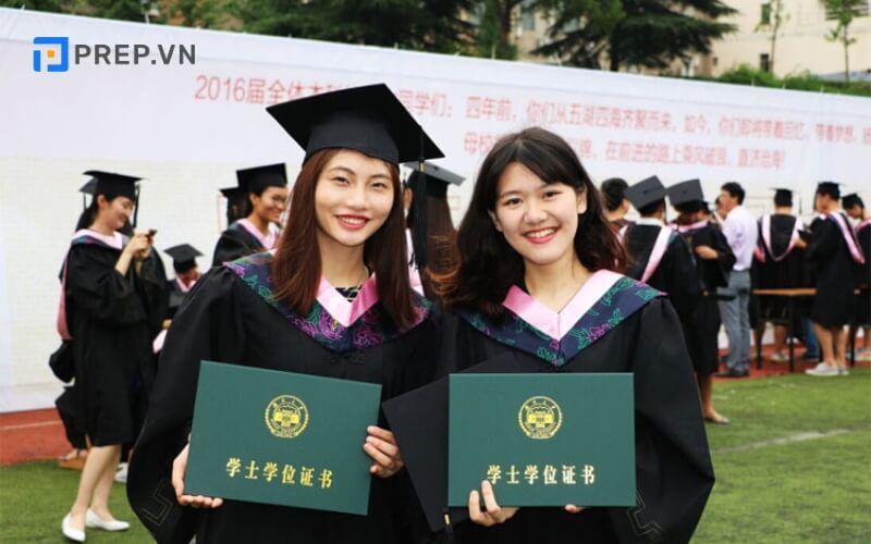 Học tiếng Trung giao tiếp giúp bạn có cơ hội đi du học