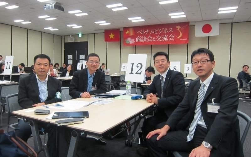 Nên học tiếng Trung hay tiếng Nhật? Học tiếng Nhật dễ tìm được vị trí có mức thu nhập hấp dẫn